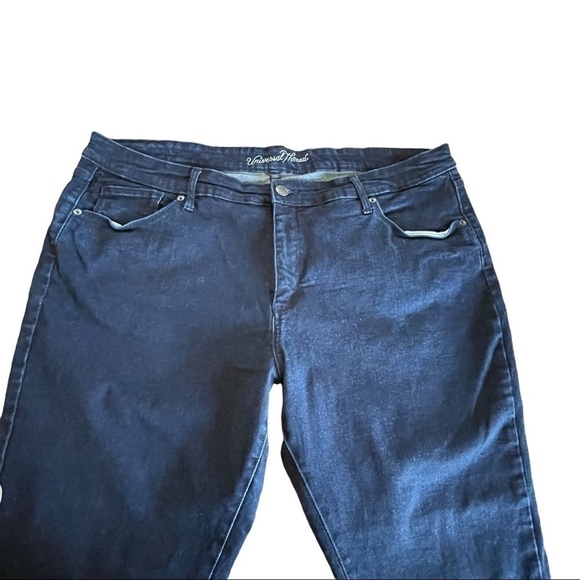 Universal Thread Women's Skinny Jeans - Dark Blue - Picture 1 of 8